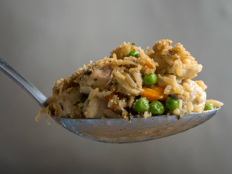 кассероль с курицей и горошком