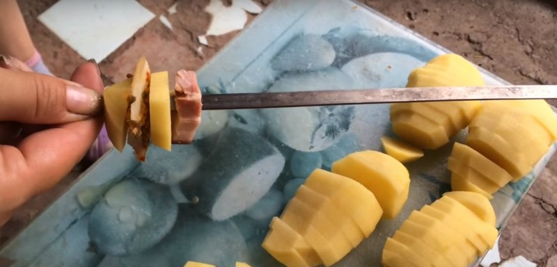 картофель с салом