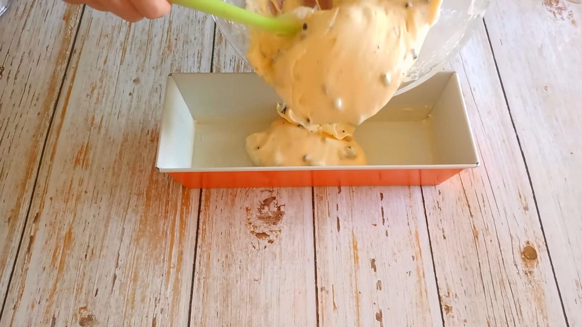 тесто в форме