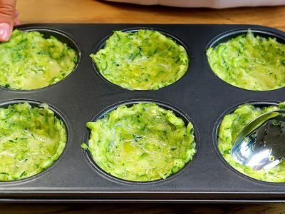 Закусочные кексы из кабачков с начинкой