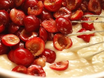 Кексы с черешней