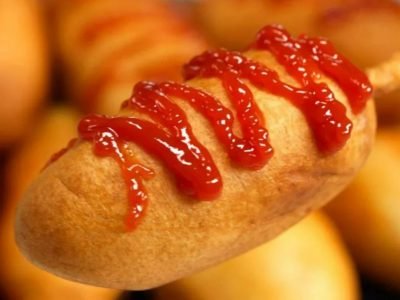 Киевские сардельки в кляре на палочке