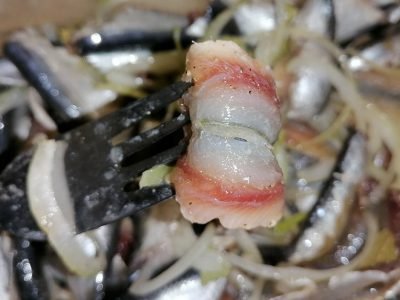 Килька с луком и маслом