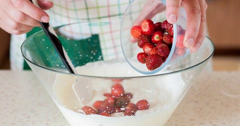 сливочный сыр с клубникой фото