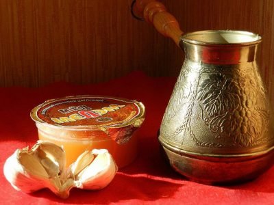 Кофе по-еврейски: рецепт с чесноком