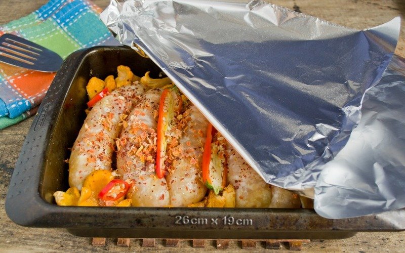 куриные сосиски с грибами