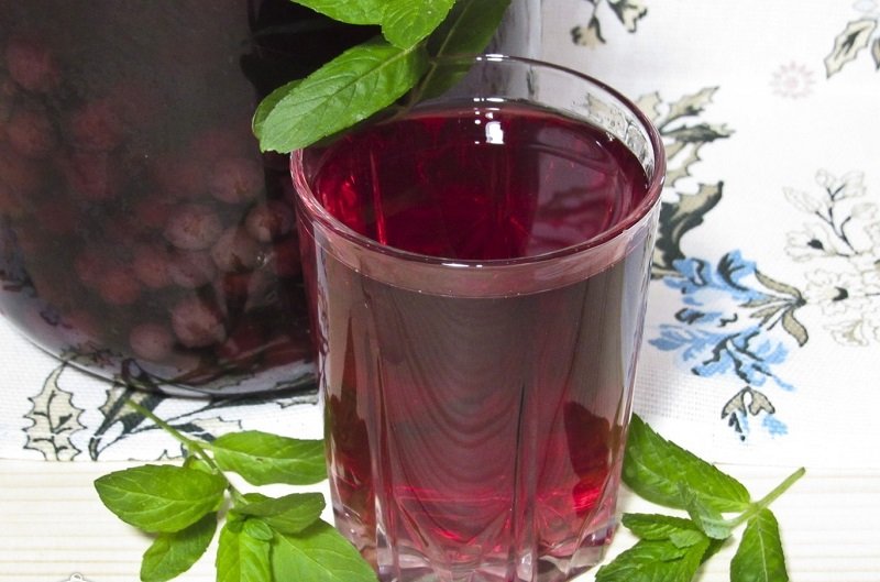 варка компота с винограда