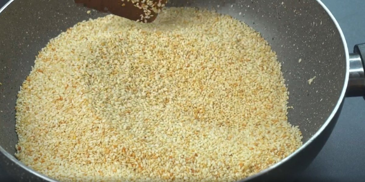 жареный кунжут