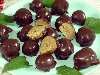 Быстрые конфеты из семечек с грецкими орехами