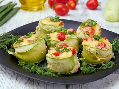 Корзинки из кабачков с ветчиной