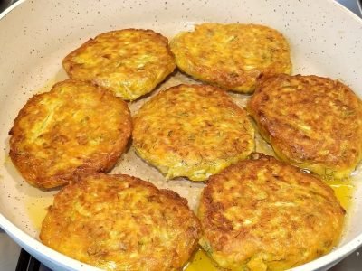 Нежные котлеты из кабачков без мяса с соусом