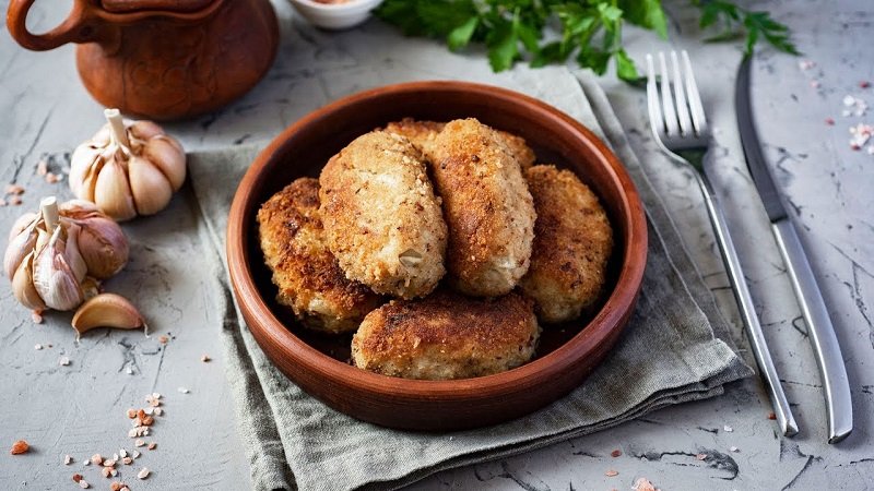 торт в пленке