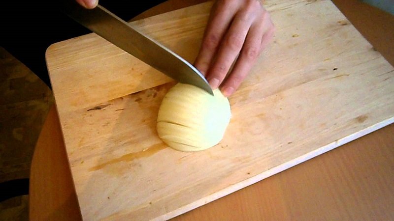 нарезать лук