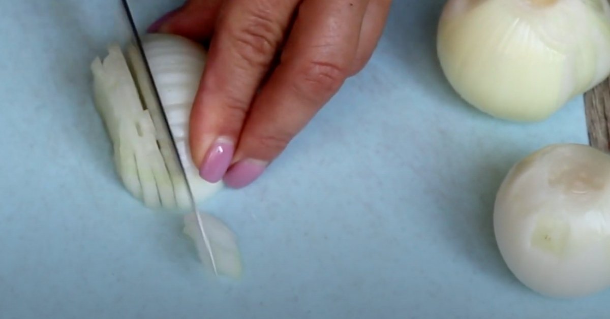 лук кубиками