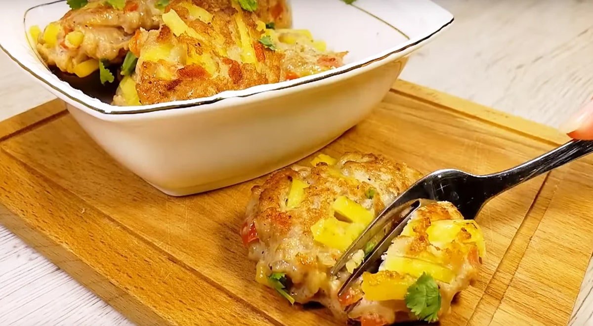 готовые котлеты с картофелем