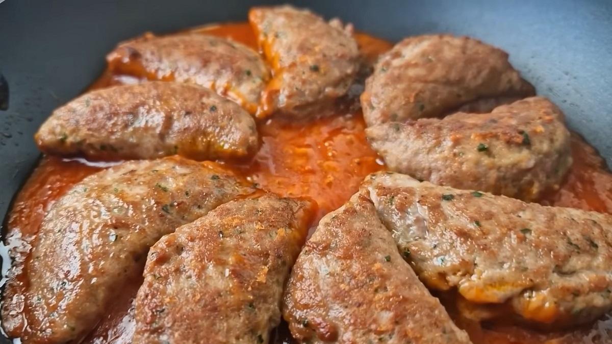 котлеты в томатном соусе