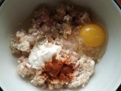 Куриные котлеты с плавленым сыром