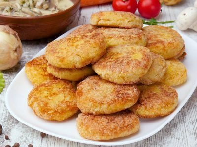 Котлеты с рисом и картофелем