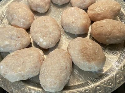 Диетические котлеты с творогом в духовке