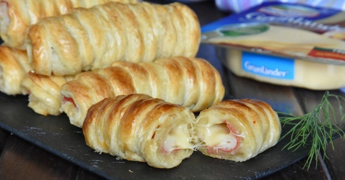 булочки с крабовыми палочками