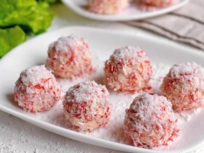 Крабовые шарики с яйцом и сыром