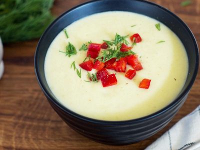 Крем-суп из кабачков с манной крупой