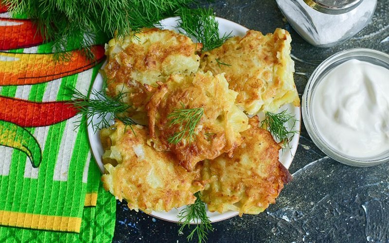 картофельные оладьи на сковороде