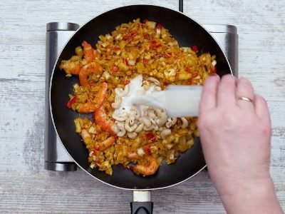 Креветки с рисом