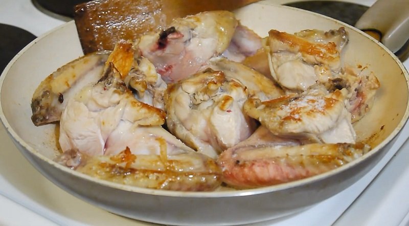 крылья в сметанном соусе