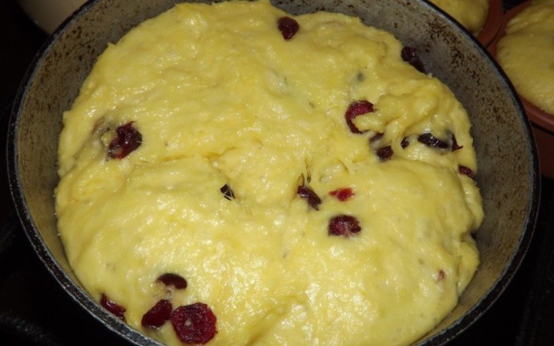 бездрожжевой кулич с изюмом