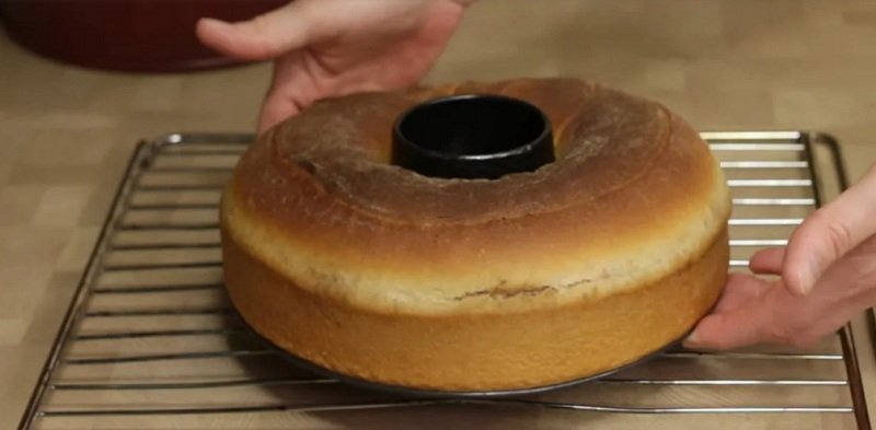 кулич в виде венка