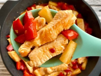 Сочная курица по-гавайски на сковороде