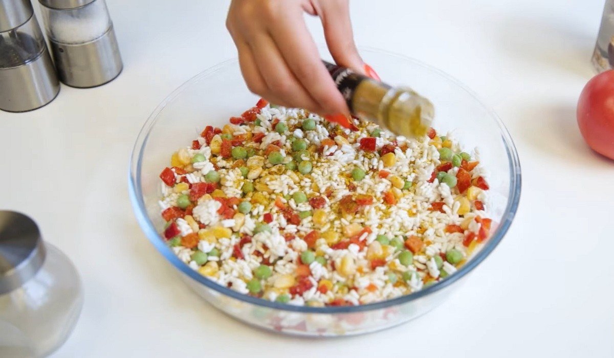 рис с овощами в форме