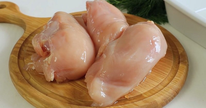 сырое куриное филе
