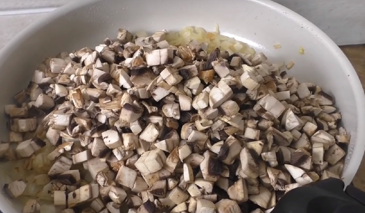 грибы с луком