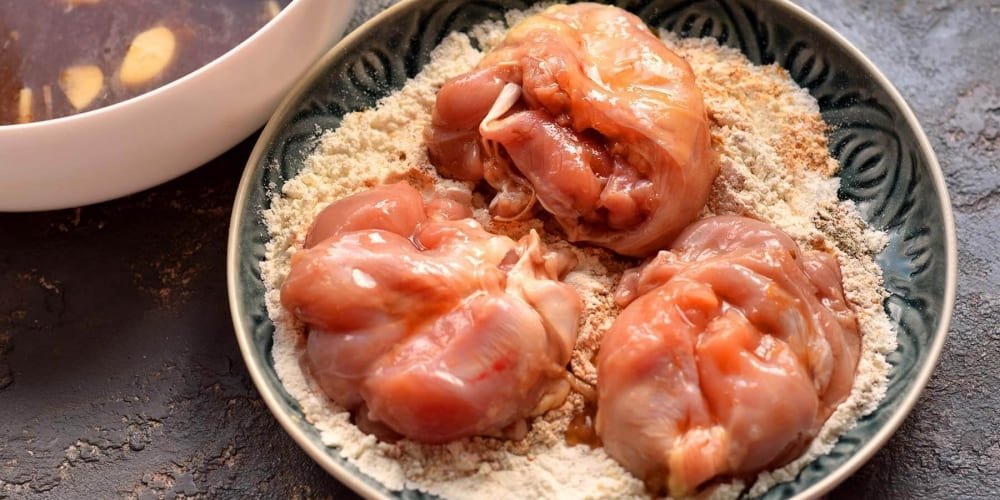 Курица в пикантном маринаде: рецепт с кока-колой - Со Вкусом