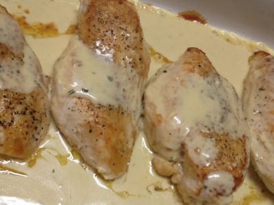 Курица в сметанном соусе