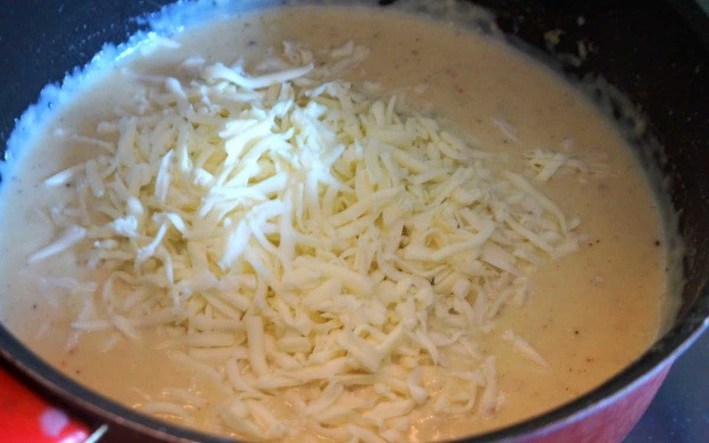 sos serowy krok po kroku ze zdjęciem