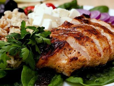 Куриное филе с рисом и овощами