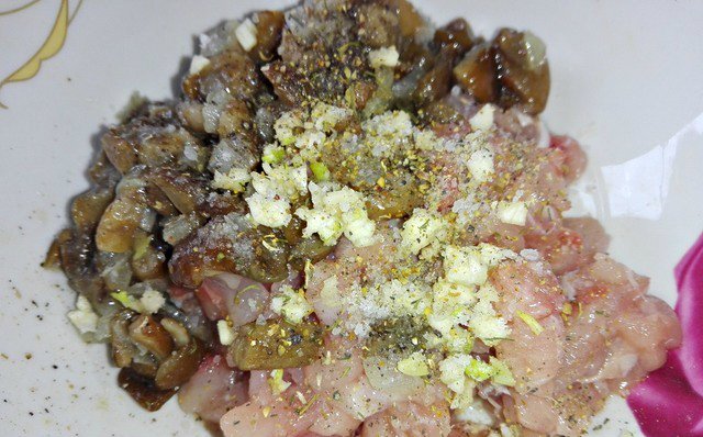 фаршированные куриные колобки