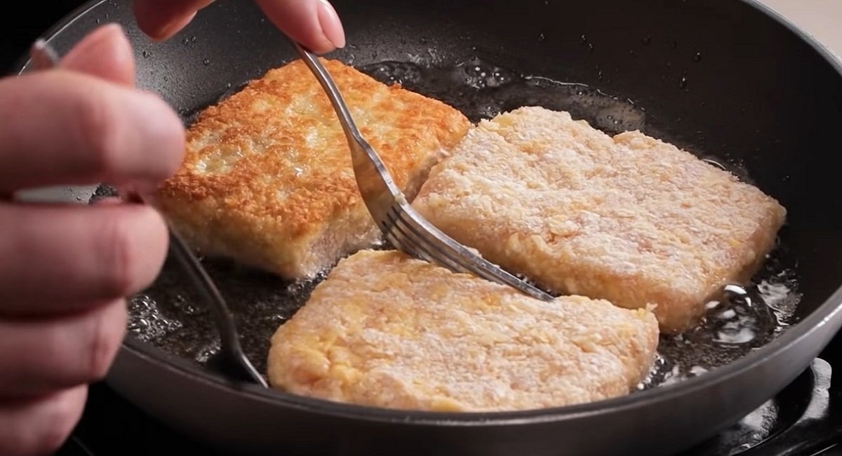 котлеты на сковороде