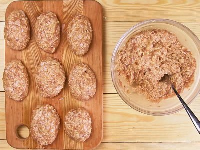 Куриные котлеты с овсяными хлопьями