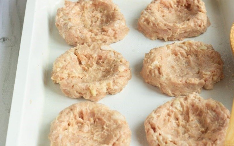 куриные котлеты с сыром