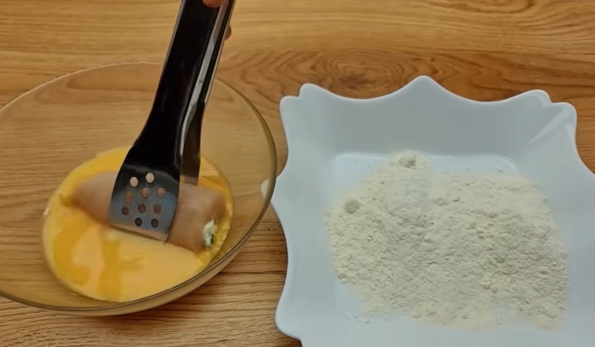 куриный рулетик в яйце