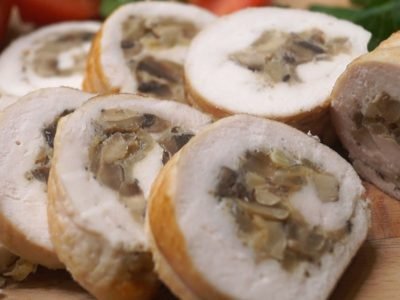 Куриный рулет на пару в мультиварке