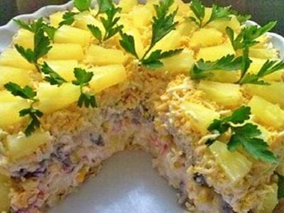 Куриный салат с грибами