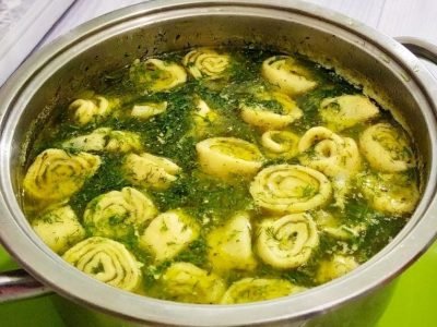 Куриный суп с галушками