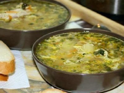 Куриный суп с яйцом