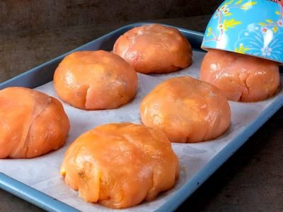 Курица с грибной начинкой в чашках