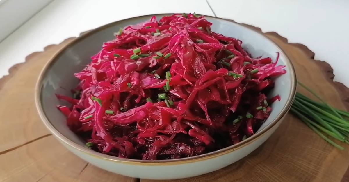 капустный салат со свеклой